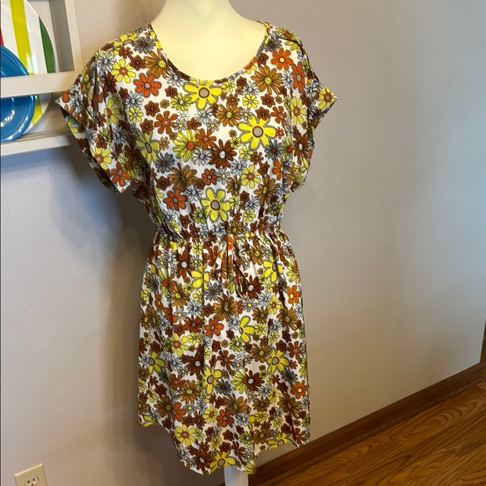 Floral Print Dress with Short Sleeves